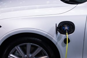 stacja szybkiego ładowania samochodów elektrycznych